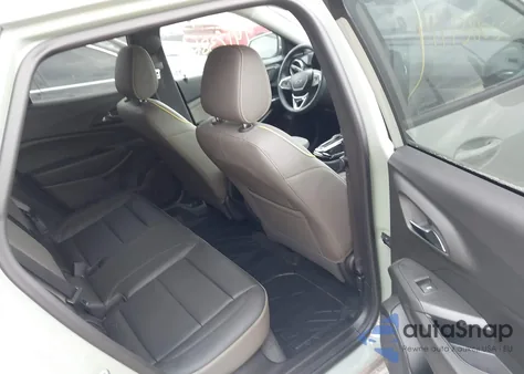 2025 Chevrolet Trax Fwd Activ z USA, uszkodzony, nr VIN KL77LKEP2SC033247